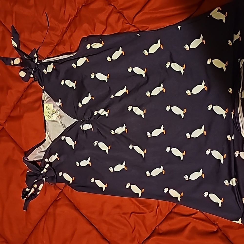 Lindy Bop Purple Puffin Size Med Pinup Top